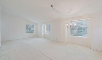 5033 Nighthawk Way, Oceanside, CA 92056