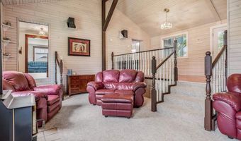 1209 S Jackson St, Auburn, IN 46706