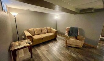 301 E 1st St, Adrian, MN 56110