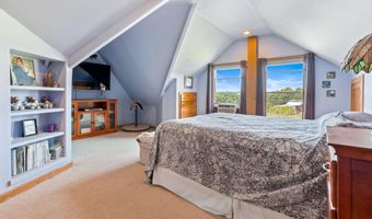 360 S Hemlock Rd, Charlestown, NH 03603