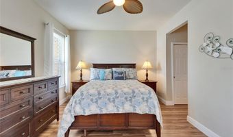 5422 SUNSET FALLS Dr, Apollo Beach, FL 33572