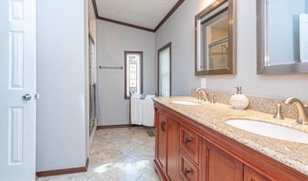 3 BAY VISTA Dr, Berlin, MD 21811
