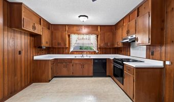 7604 Marathon Dr, Biloxi, MS 39532
