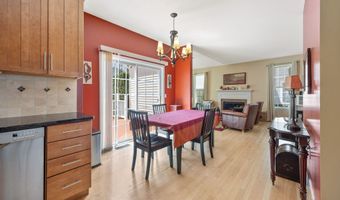 75 Orleton Ct, Cheshire, CT 06410