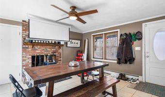 389 Douglas Pike, North Smithfield, RI 02896