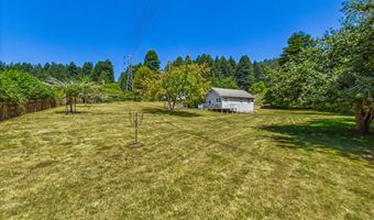 2361 Buttermilk Ln, Arcata, CA 95521