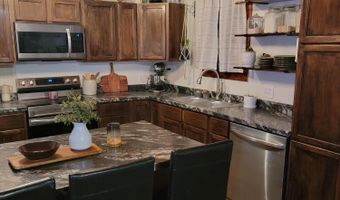 17196 Farm Road 2030, Aurora, MO 65605