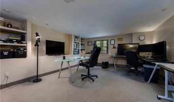 165 Kent Dr, East Greenwich, RI 02818