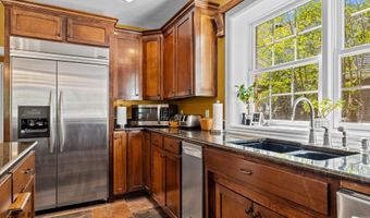 21194 Lawrence 2230, Aurora, MO 65605