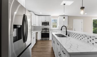 1506 Old Poole Rd, Alberta, VA 23821