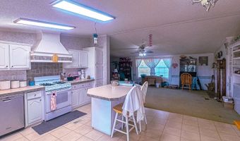 1860 Pencil Factory Rd, Big Sandy, TN 38221