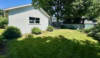 23 Holland St, Bangor, ME 04401