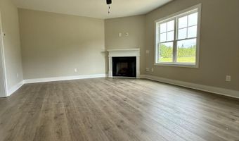 145 Spring Meadows Dr, Aberdeen, NC 28315