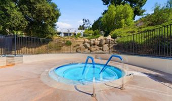 8975 Lawrence Welk Dr 23, Escondido, CA 92026