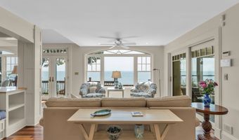 55 Shore Rd, Clinton, CT 06413