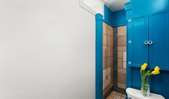 219 High St 3, Brattleboro, VT 05301