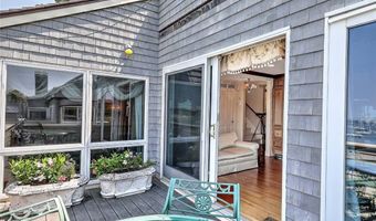 127 Harrison Ave 10, Newport, RI 02840