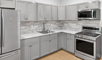 12 E 49TH St 2, Bayonne, NJ 07002