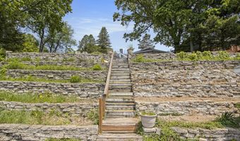 3992 Grandview Ave, Allegan, MI 49010