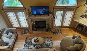 15733 Pine Cir, Basehor, KS 66007