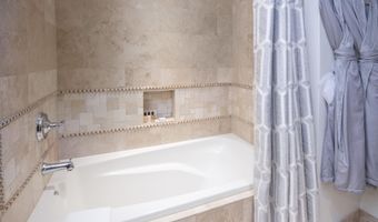 100 E Thomas Place Unit 2051-Week 7 2051-Week 7, Beaver Creek, CO 81620