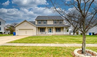 915 Red Tailed Ln, Amherst, OH 44001