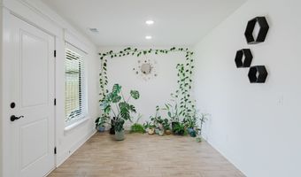 221 Palm St, Bentonville, AR 72713
