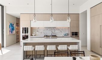 81 Hawk Ridge Dr, Las Vegas, NV 89135