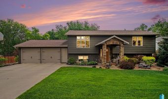 904 S Patrician Ct, Brandon, SD 57055