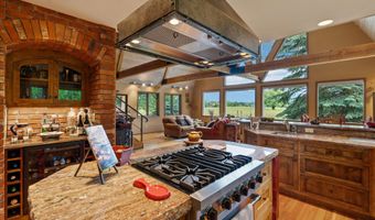 1160 Swan Horseshoe Dr, Bigfork, MT 59911