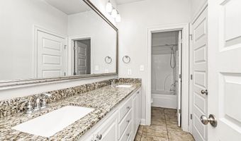 15565 Babblingbrook Dr, Baton Rouge, LA 70816