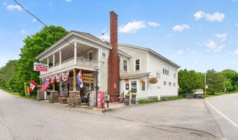 899 E Shore Dr, Adirondack, NY 12808
