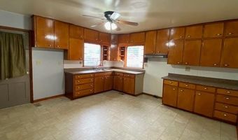 1025 Laramie St, Atchison, KS 66002