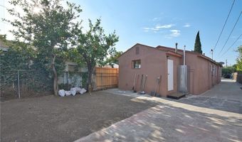 850 W 132nd St, Compton, CA 90222