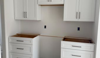 28 SISNEY Dr, Ash Flat, AR 72513