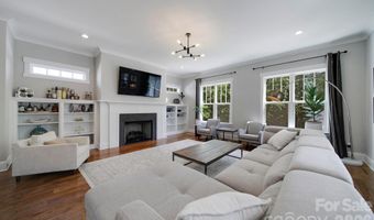 3015 Commonwealth Ave, Charlotte, NC 28205