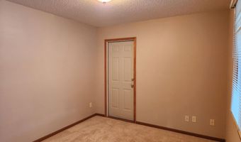 1517 E 18th St, Atlantic, IA 50022
