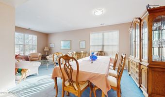 14 Edgewater Path, Barnegat, NJ 08005