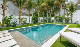 416 ALAMANDA Rd, Anna Maria, FL 34216