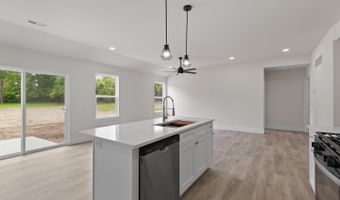 2010 Green Acres Dr, Adrian, MI 49221