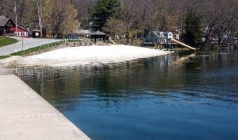 83 Lakeside Dr, Alloway, NJ 07461