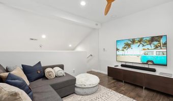 6951 Quiet Cove Dr, Carlsbad, CA 92011