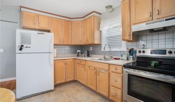 7 Restmere Ter, Middletown, RI 02842