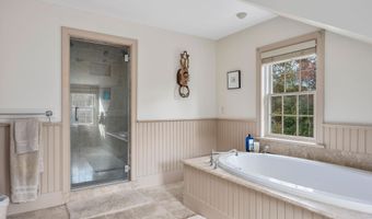 34 Black Duck Ln, Barnstable, MA 02630