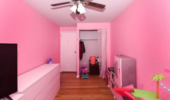 3629 WHITEHALL Ln, Philadelphia, PA 19114