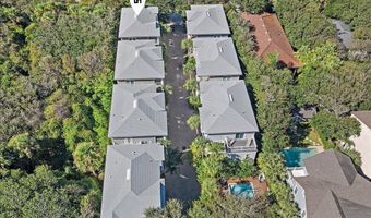 80 BEACH COTTAGE Ln 201, Atlantic Beach, FL 32233