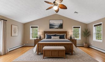 22 Lakewood Dr, Alton, NH 03810