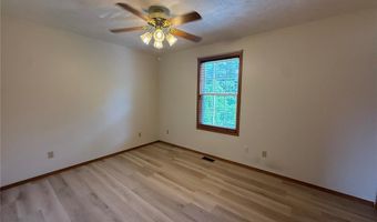 3209 College Ave, Alton, IL 62002