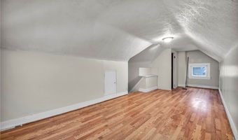 960 Whittier Ave, Akron, OH 44320