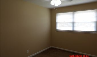 301 W Vinson Ave, Autryville, NC 28318